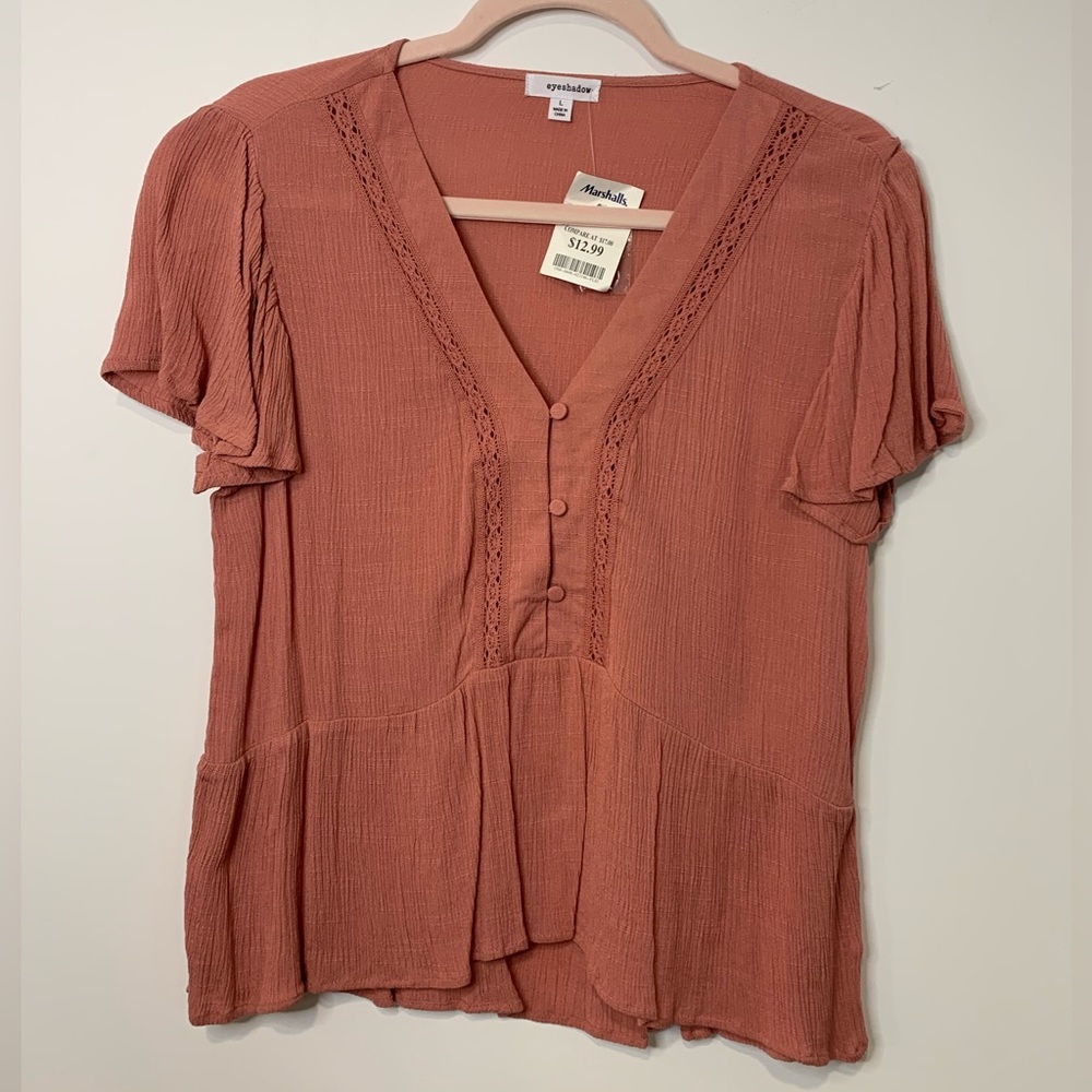 NWT eyeshadow Flutter Sleeved Top